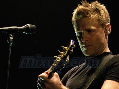 Bryan Adams